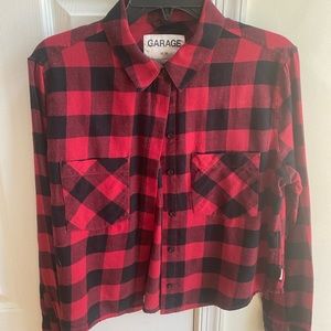 Women’s Garage Red and Black flannel button up with two pockets Size Medium